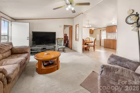 Living - 2748 Flat Creek Rd, Lancaster, SC 29720 photo 2 of 3