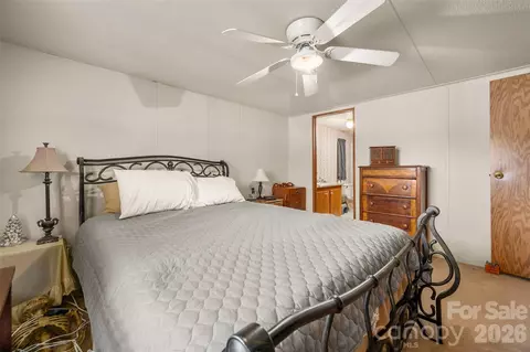 Bedroom - 2748 Flat Creek Rd, Lancaster, SC 29720 photo 2 of 3
