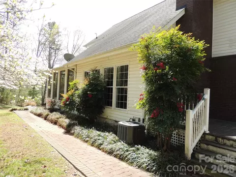 Exterior - 256 Gable Hill Ln, Bostic, NC 28018 photo 3 of 9