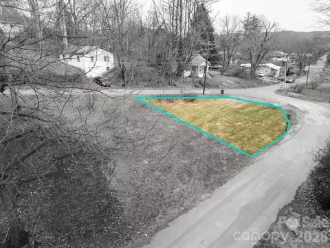 10 Hampton 1 Rd #1, Brevard, NC 28712 photo 5