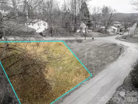 2 Hampton Road #2, Brevard, NC 28712 photo 3