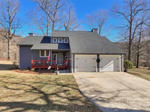 1672 Worley Cove Rd, Canton, NC 28716