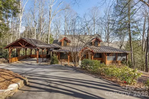 451 Crescent Trl, Highlands, NC 28741