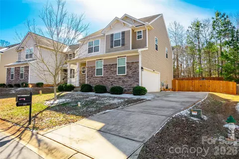 231 Anvil Draw Pl, Rock Hill, SC 29730
