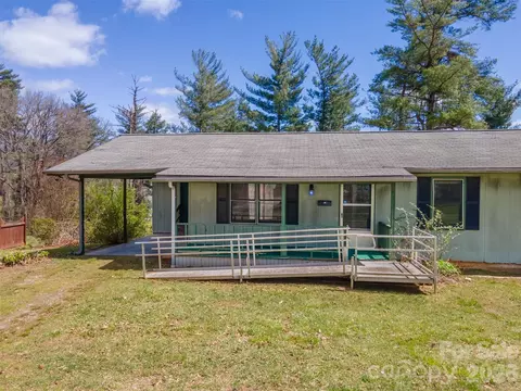 Exterior - 21 Queen St, Sylva, NC 28779 photo 8 of 16