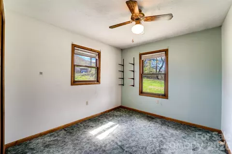 Bedroom - 21 Queen St, Sylva, NC 28779 photo 3 of 6