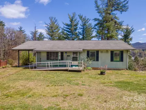 Exterior - 21 Queen St, Sylva, NC 28779 photo 2 of 16