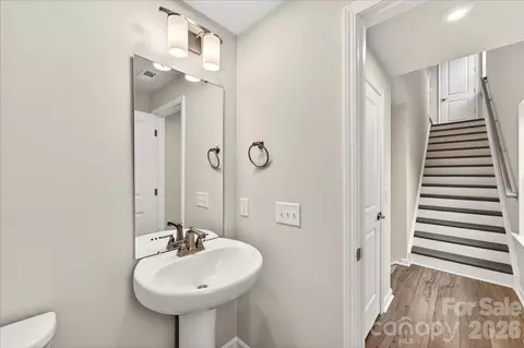 Entry Way - 606 Webster Ln, Cramerton, NC 28032 photo 5 of 7