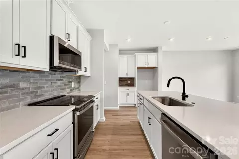 Kitchen - 604 Webster Ln, Cramerton, NC 28032 photo 4 of 4