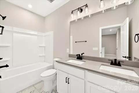 Bath - 604 Webster Ln, Cramerton, NC 28032 photo 3 of 3