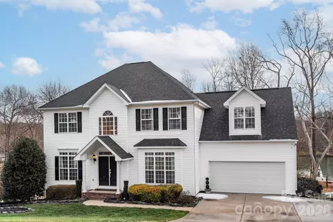 156 Lighthouse Rd, Mount Holly, NC 28120