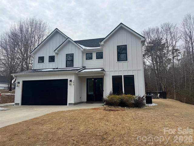 299 Nodine Rd, Campobello, SC 29322