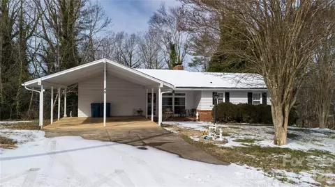 40 Forest Ave, Granite Falls, NC 28630