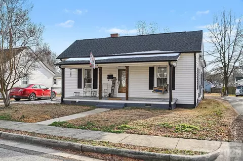 207 S East Ave, Kannapolis, NC 28083