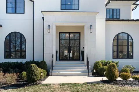 Exterior - 20320 Havenview Dr, Cornelius, NC 28031 photo 1 of 6