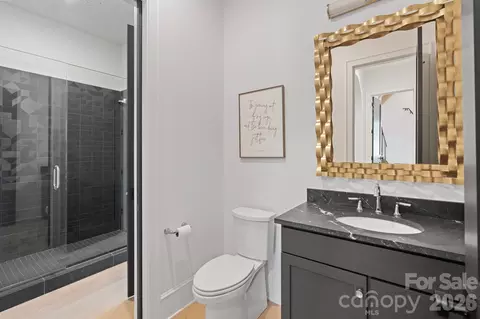 Bath - 20320 Havenview Dr, Cornelius, NC 28031 photo 3 of 5