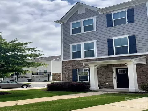 1546 Aspire St, Charlotte, NC 28262