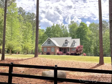 790 Brandon Rd, Clover, SC 29710