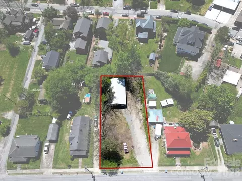 163 W French Broad St, Brevard, NC 28712