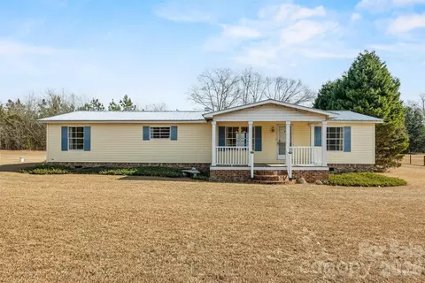 1700 Kershaw Hwy, Camden, SC 29020