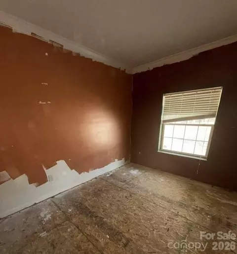 Bedroom - 5 Loop Rd, Candler, NC 28715 photo 2 of 3