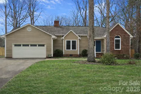 9008 Birch Ct, Indian Trail, NC 28079