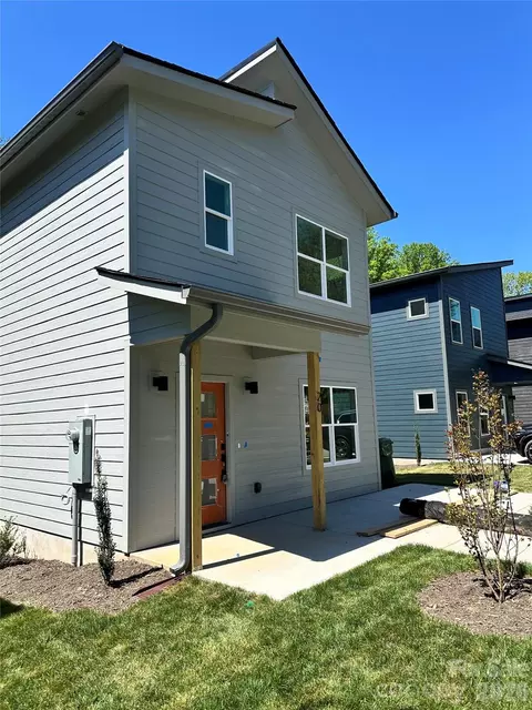 20 Cub Rd, Asheville, NC 28806