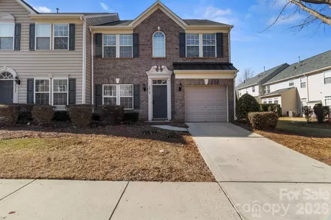 2318 Whitford Ln, Charlotte, NC 28210