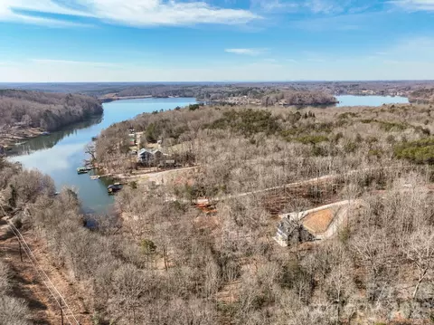 239 Old Lion Rd, Statesville, NC 28625