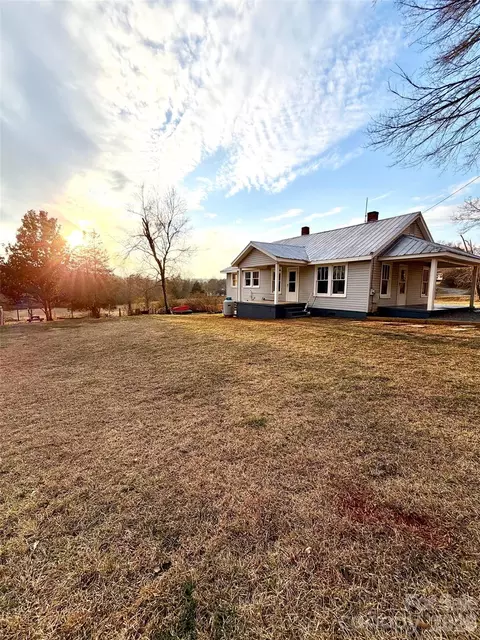137 Clements Rd, Rutherfordton, NC 28139