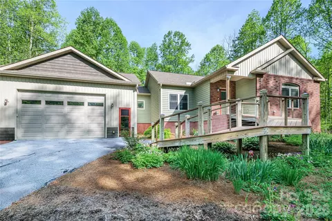 281 Ewbank Rd, Etowah, NC 28729