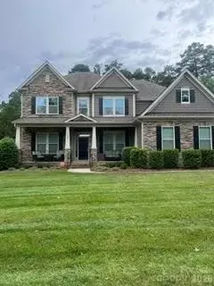 1209 Vickery Dr, Matthews, NC 28104