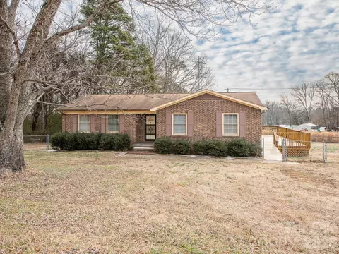 7701 Idlewild Dr, Concord, NC 28027