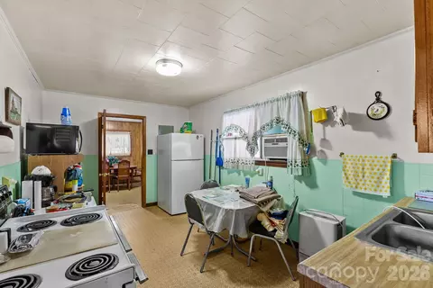 Kitchen - Monteith Road, Brevard, NC 28712 photo 1 of 1
