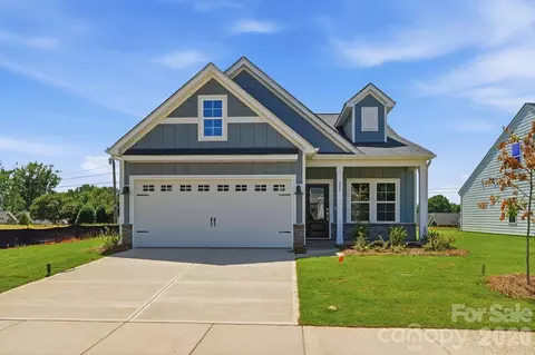 205 Rodeo Dr, Shelby, NC 28150