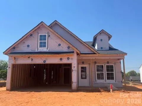 205 Rodeo Dr, Shelby, NC 28150