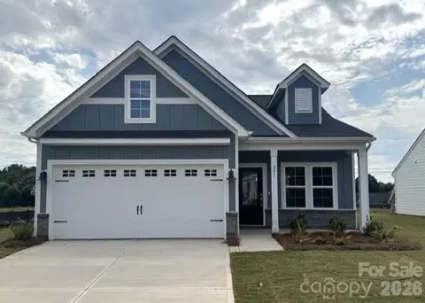205 Rodeo Dr, Shelby, NC 28150