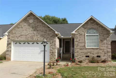 151 Birkdale Dr, Salisbury, NC 28144