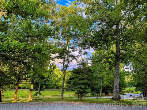 Exterior - 550 S River Rd, Tryon, NC 28782 photo 9 of 12