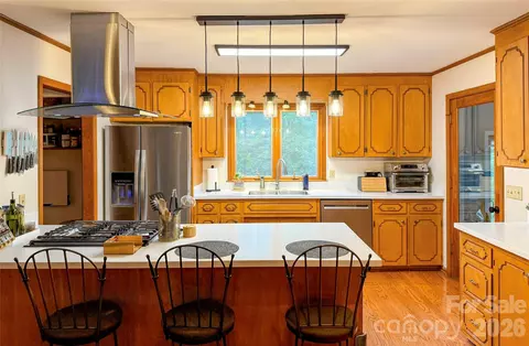 Kitchen - 550 S River Rd, Tryon, NC 28782 photo 2 of 5