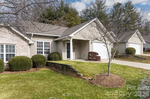 92 Wiltshire Cir, Fletcher, NC 28732