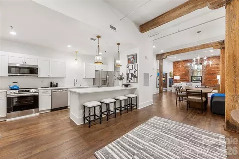 310 Arlington 217 Ave #217, Charlotte, NC 28203