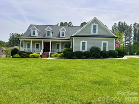 3020 N Ridge Ct, Lincolnton, NC 28092