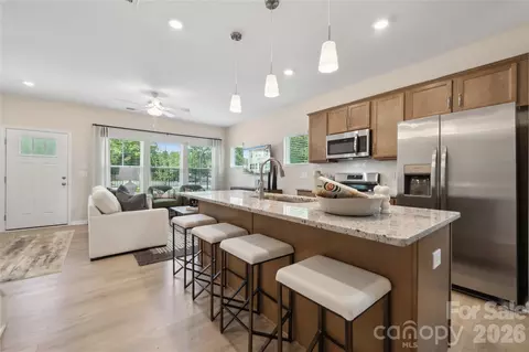 5857 Tuckaseegee 04 Rd #04, Charlotte, NC 28208