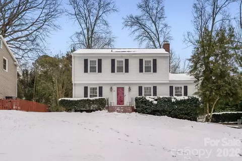 2712 Creekbed Ln, Charlotte, NC 28210