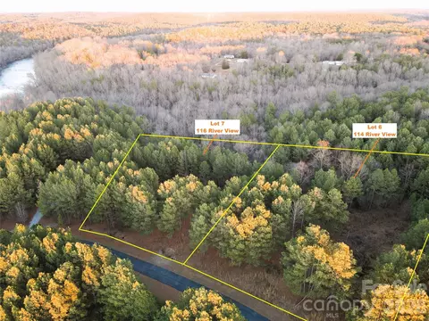 114 River View Dr, Mooresboro, NC 28114
