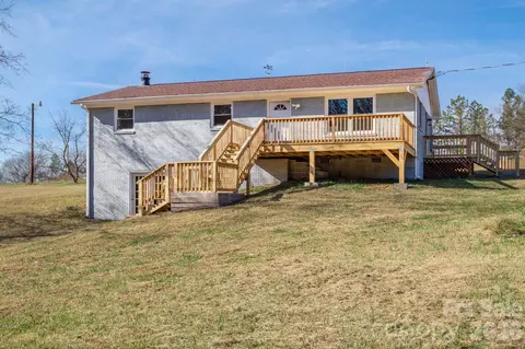 5595 Rockford Dr, Trinity, NC 27370 photo 3