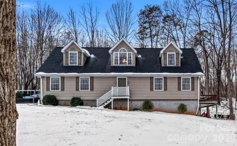 1012 Tuckda Way, Hamptonville, NC 27020