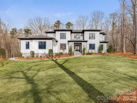 6017 Oxfordshire Rd, Waxhaw, NC 28173
