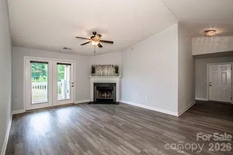 17151 Doe Valley Ct, Cornelius, NC 28031 photo 2